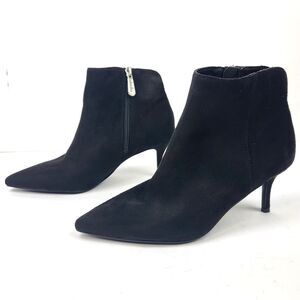 Charles by Charles David Accurate Bootie in Black Faux Suede Size 6.5M
